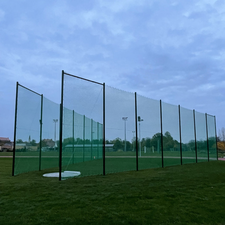 Piłkochwyt 6m stalowy cynkowany lakierowany