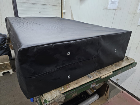 Materac zeskokowy 200 x 120 x 40 cm komorowy PVC