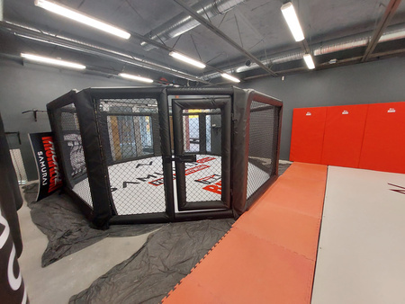Profesjonalna klatka MMA podłogowa 7 x 7 m