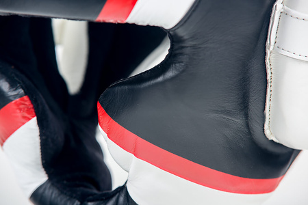 Kask bokserski sparingowy skórzany