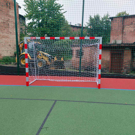 Piłkochwyt 6m stalowy cynkowany lakierowany