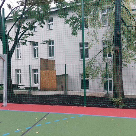 Piłkochwyt 6m stalowy cynkowany lakierowany