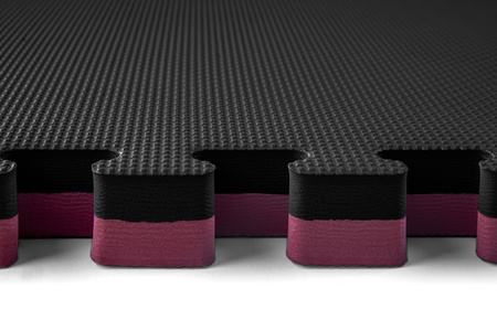 Mata puzzle Eco-Line 100 x 100 x 4 cm czarno czerwona