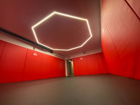 Materac ochronny - Osłony zabezpieczające na ścianę osłona ścienna 200 x 100 x 5 cm