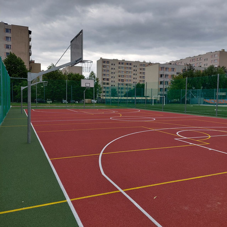 Piłkochwyt 4m stalowy cynkowany