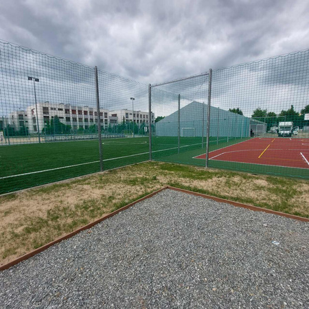 Piłkochwyt 4m stalowy cynkowany