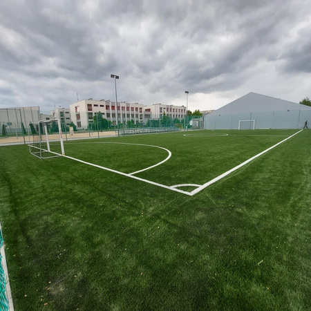 Piłkochwyt 4m stalowy cynkowany