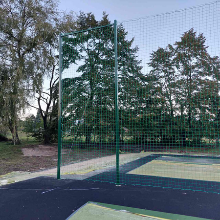 Piłkochwyt 6m stalowy cynkowany lakierowany