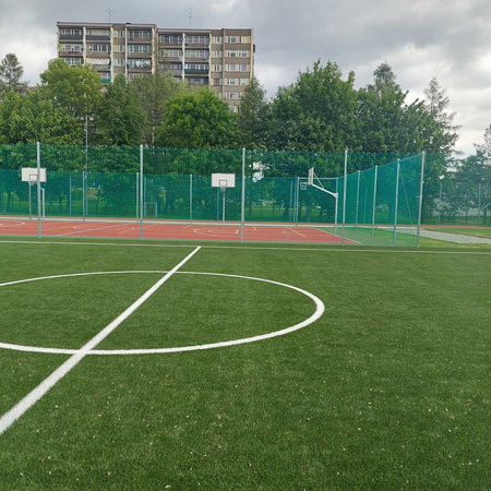 Piłkochwyt 4m stalowy cynkowany