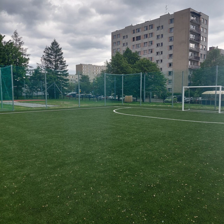 Piłkochwyt 4m stalowy cynkowany