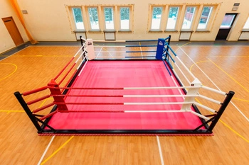 Profesjonalny ring bokserski podłogowy 6 x 6 m